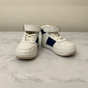 First Steps Gum Bottom Retro Style Tennis Shoes 6 High Top Hook Loop​